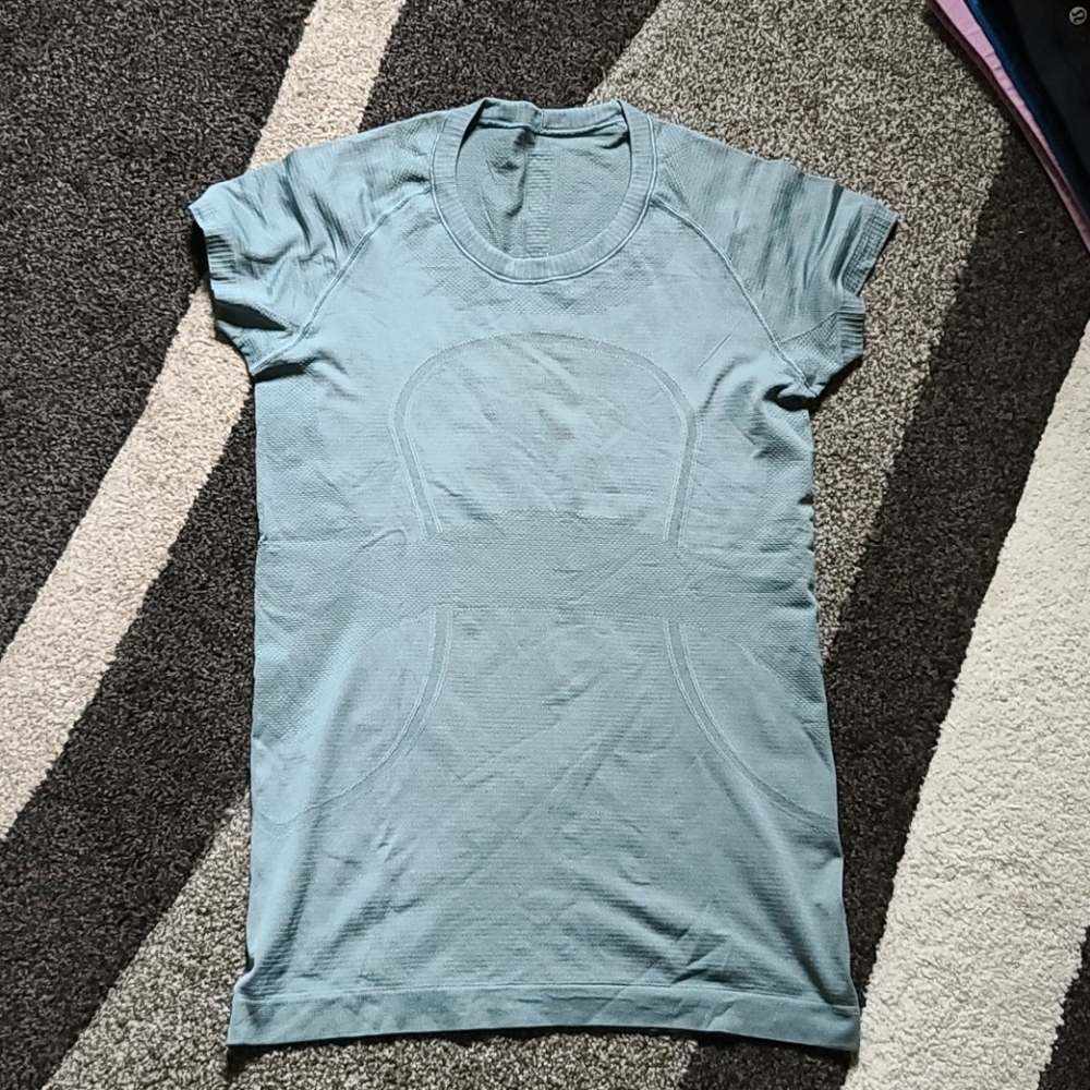 Lululemon Swiftly